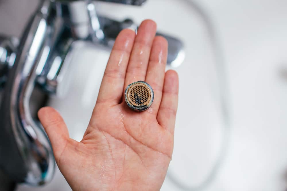 Cleaning The Aerator