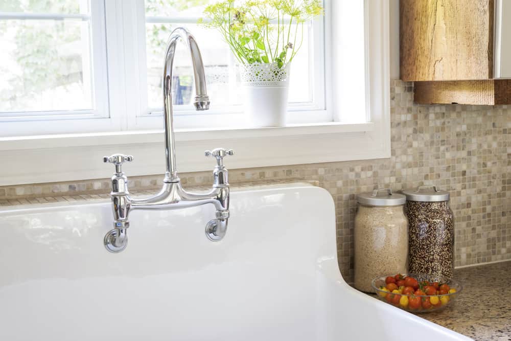 Fireclay vs Porcelain Sink What is The Difference