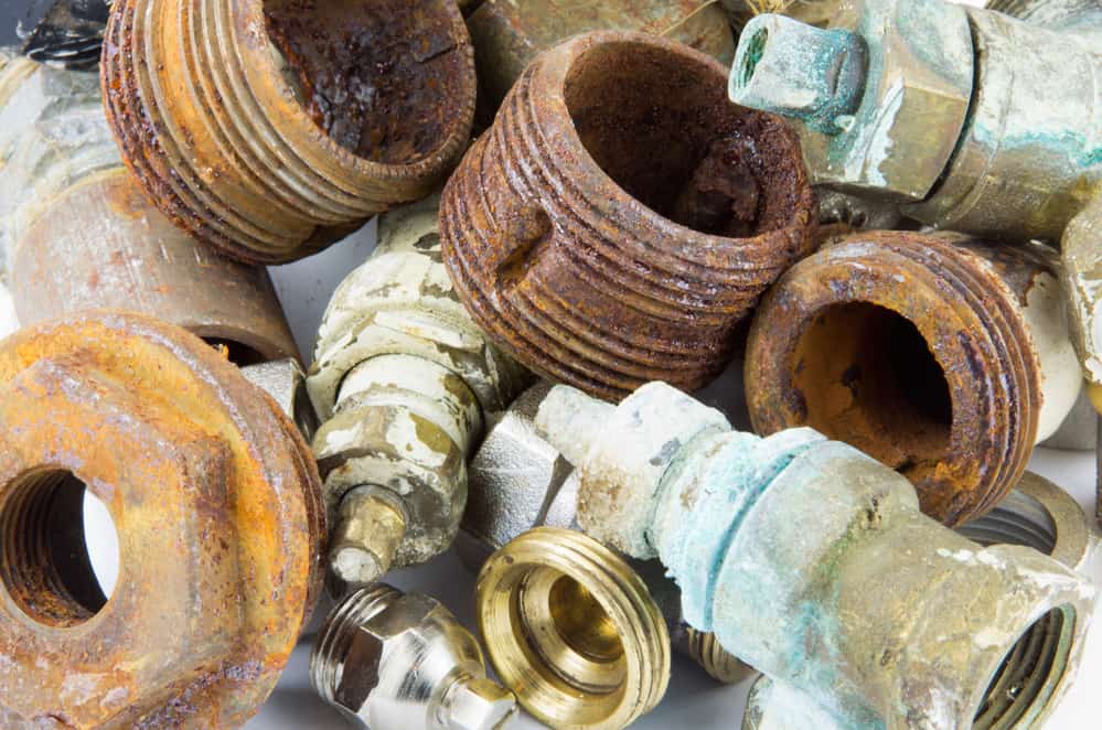 How To Remove A Rusted Hose From A Faucet