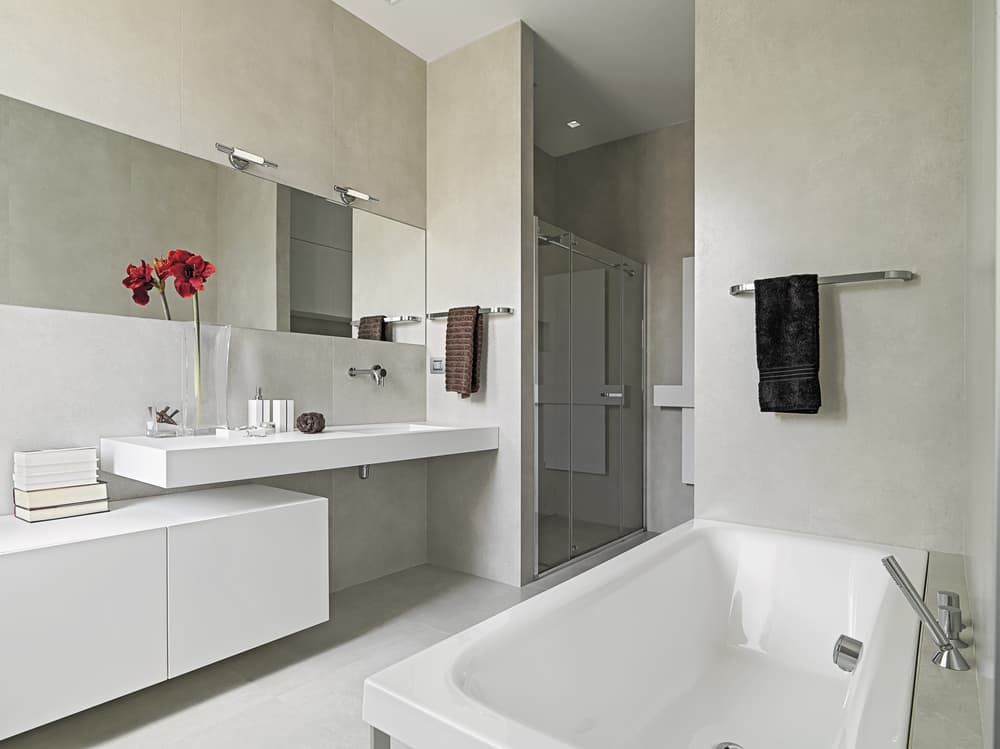 Modern Bathroom