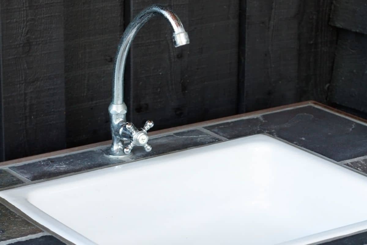 Best Sinks For Outdoor Kitchens