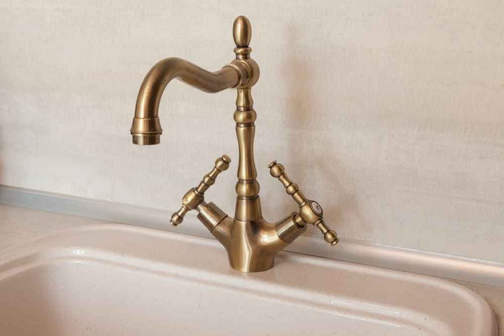 Antique Brass vs. Champagne Bronze: Which One Should I Choose