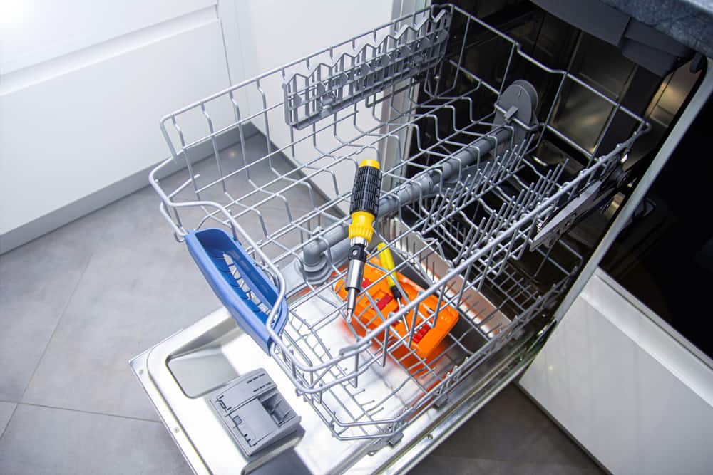 How To Unclog A Dishwasher With Baking Soda And Vinegar