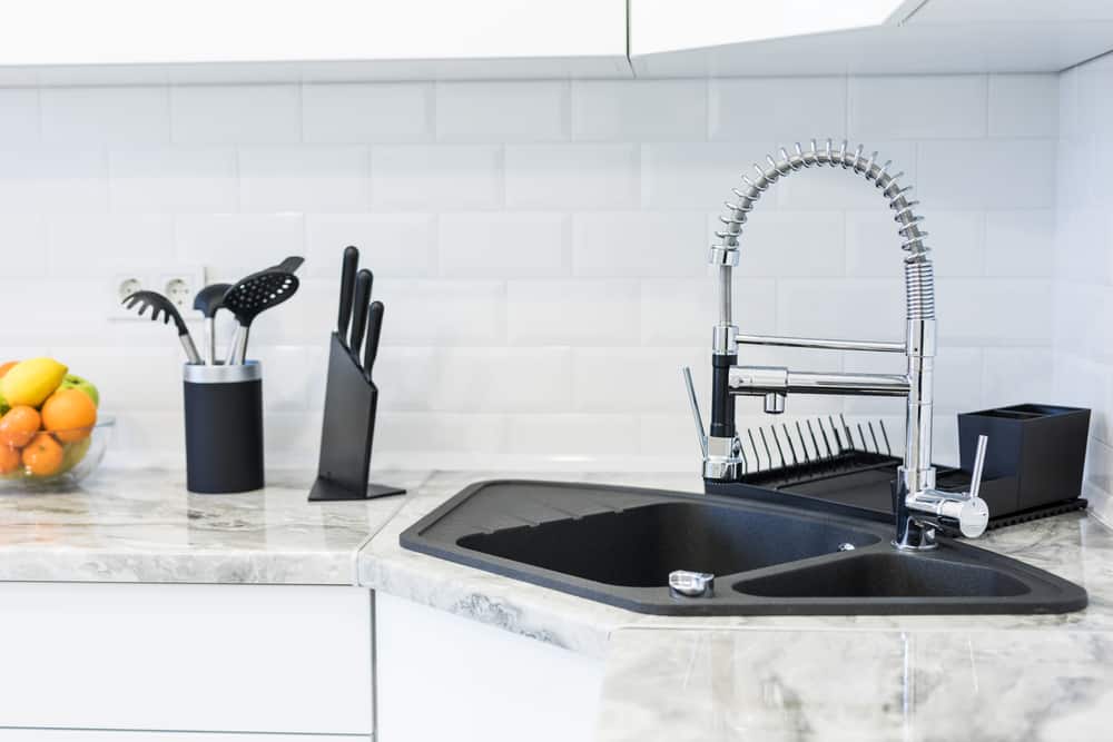 Modern Kitchen Sink and Faucet