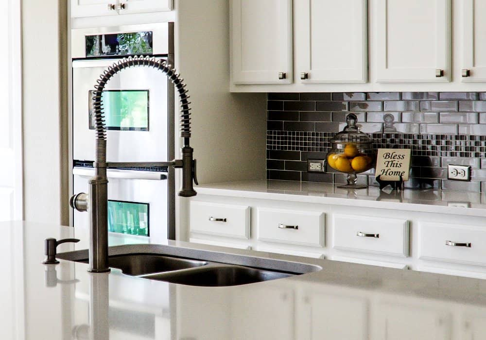 Who Makes Casainc Faucets